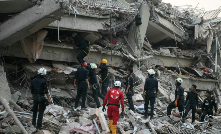 Fuerte terremoto en Birmania deja más de mil muertos