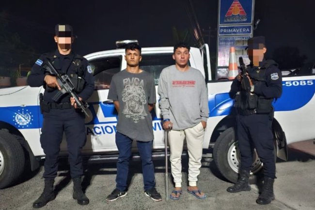 Jóvenes son capturados por delito de homicidio