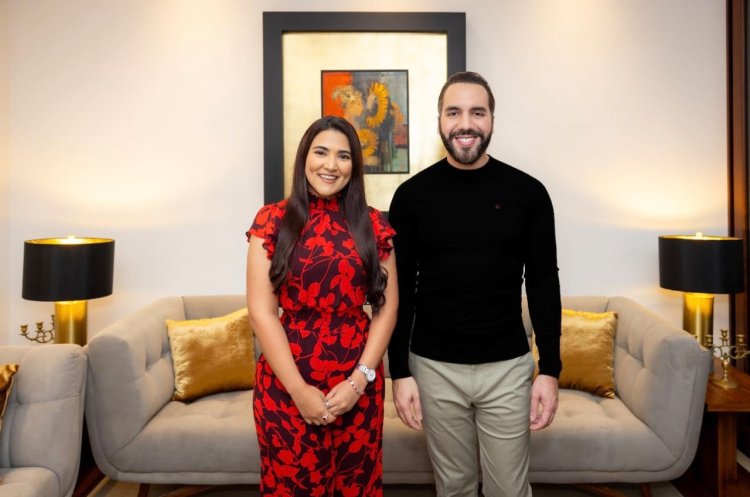 El presidente Nayib Bukele se reúne con bancada de Nuevas Ideas tras aprobar Ley de Agentes Extranjeros.