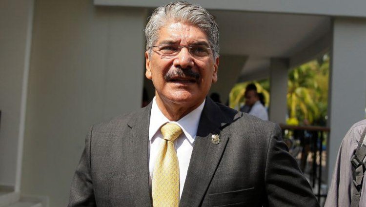 Norman Quijano es detenido por autoridades en EEUU y es resguardado en centro de detención migratoria
