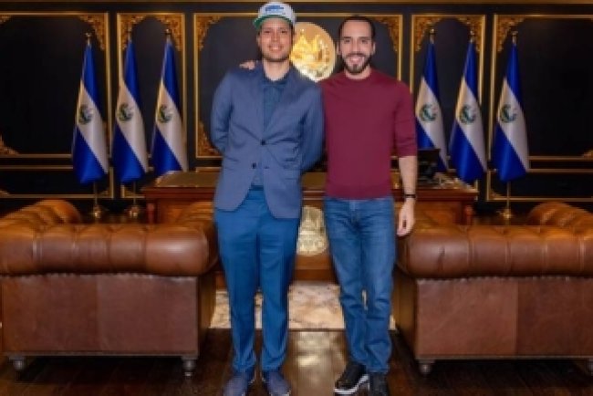 Exfuncionario de oficina del bitcoin como director de la Agencia Nacional de Inteligencia Artificial