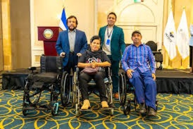 Ni en XMAN tienen estas sillas de ruedas con valor unitario de $4, 200