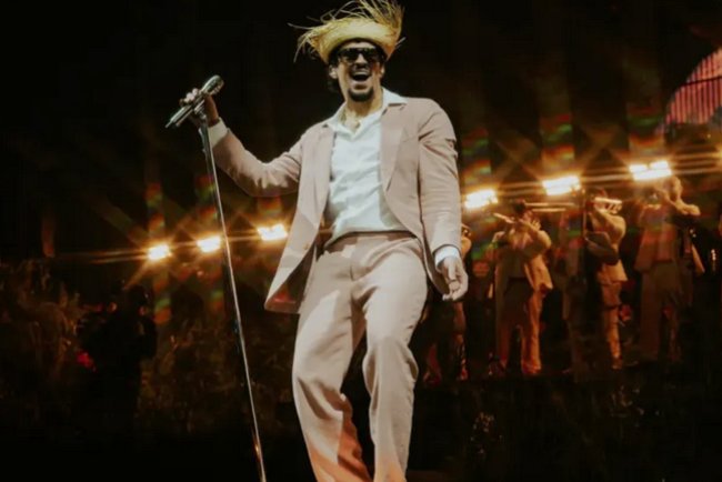 Bad Bunny encabezará el espectáculo de medio tiempo del Super Bowl 2026