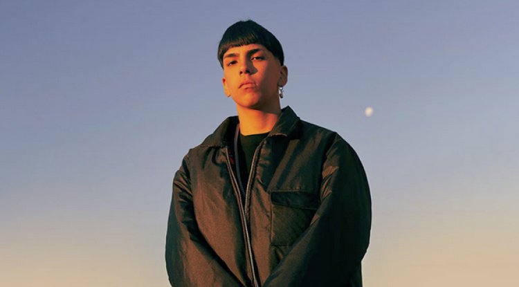 Milo J presenta “La vida era más corta”, un álbum que redefine su sonido