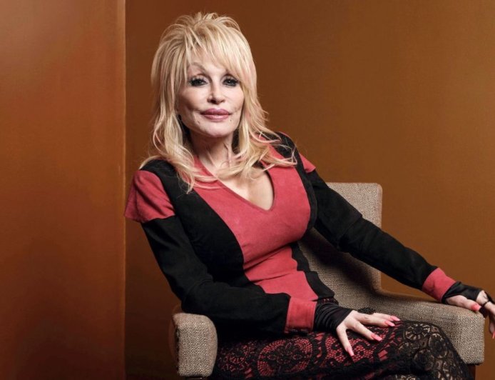 Muere Dolly Parton, leyenda de la música country, a los 80 años