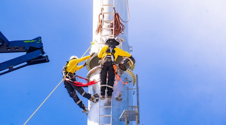 MOP instala sexta torre del Aerocable en San Salvador