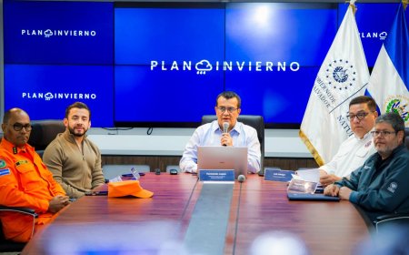 Lluvias dejan viviendas inundadas, deslizamientos y vías obstruidas en El Salvador
