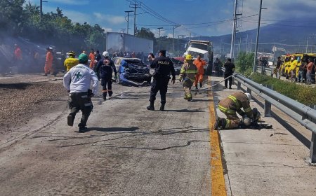 Accidente múltiple deja un fallecido y al menos siete lesionados en bulevar Constitución