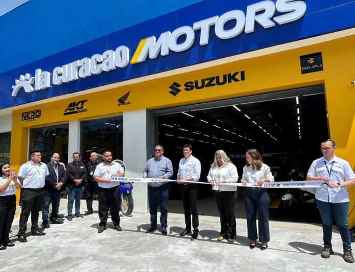 La Curacao abre La Curacao Motors con vehículos y soluciones para el trabajo