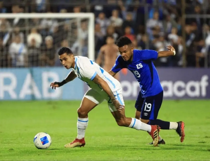 Guatemala golea 6-0 a La Selecta y deja a El Salvador con un duro revés