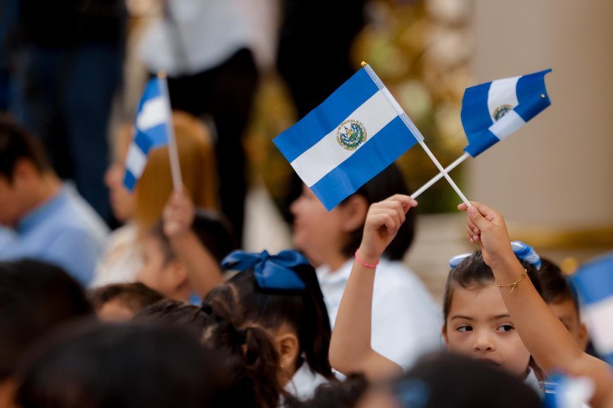 El Salvador inaugura el mes cívico rumbo a los 205 años de independencia