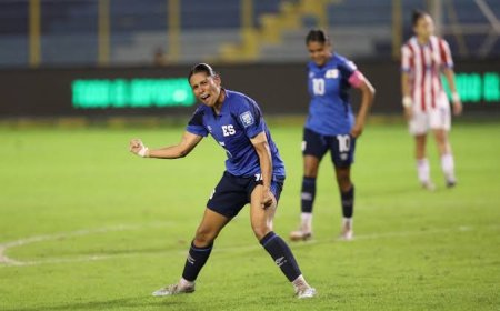 La Selecta femenina deja escapar una ventaja y cae 2-3 ante Paraguay