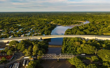 Inauguran puente binacional General Manuel José Arce en la frontera La Hachadura
