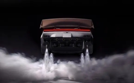 Tesla presenta el nuevo Roadster con propulsores y anuncia entregas para 2028