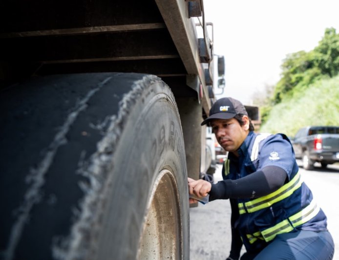 MOP advierte decomisos a transporte de carga que incumpla las normas de tránsito