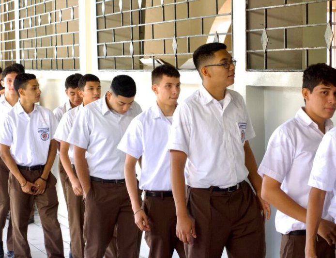 El 10 % de los colegios privados prevé aumentar sus cuotas para 2027